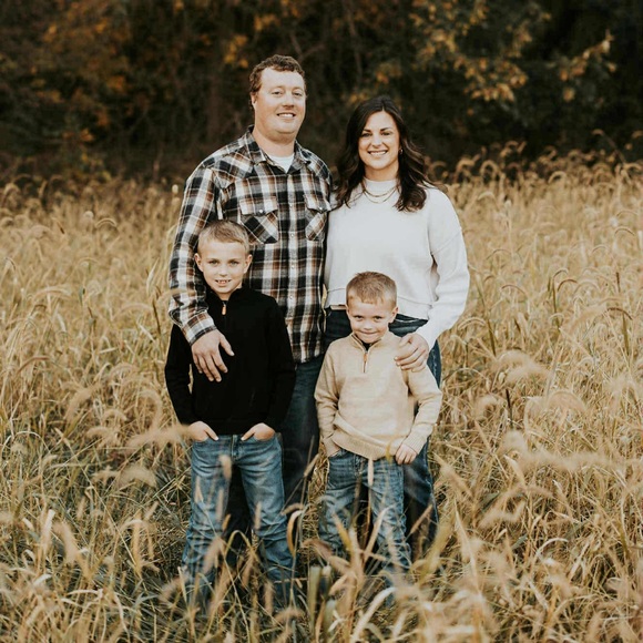 Meet your Posher, Kristin - Picture 1 of 1